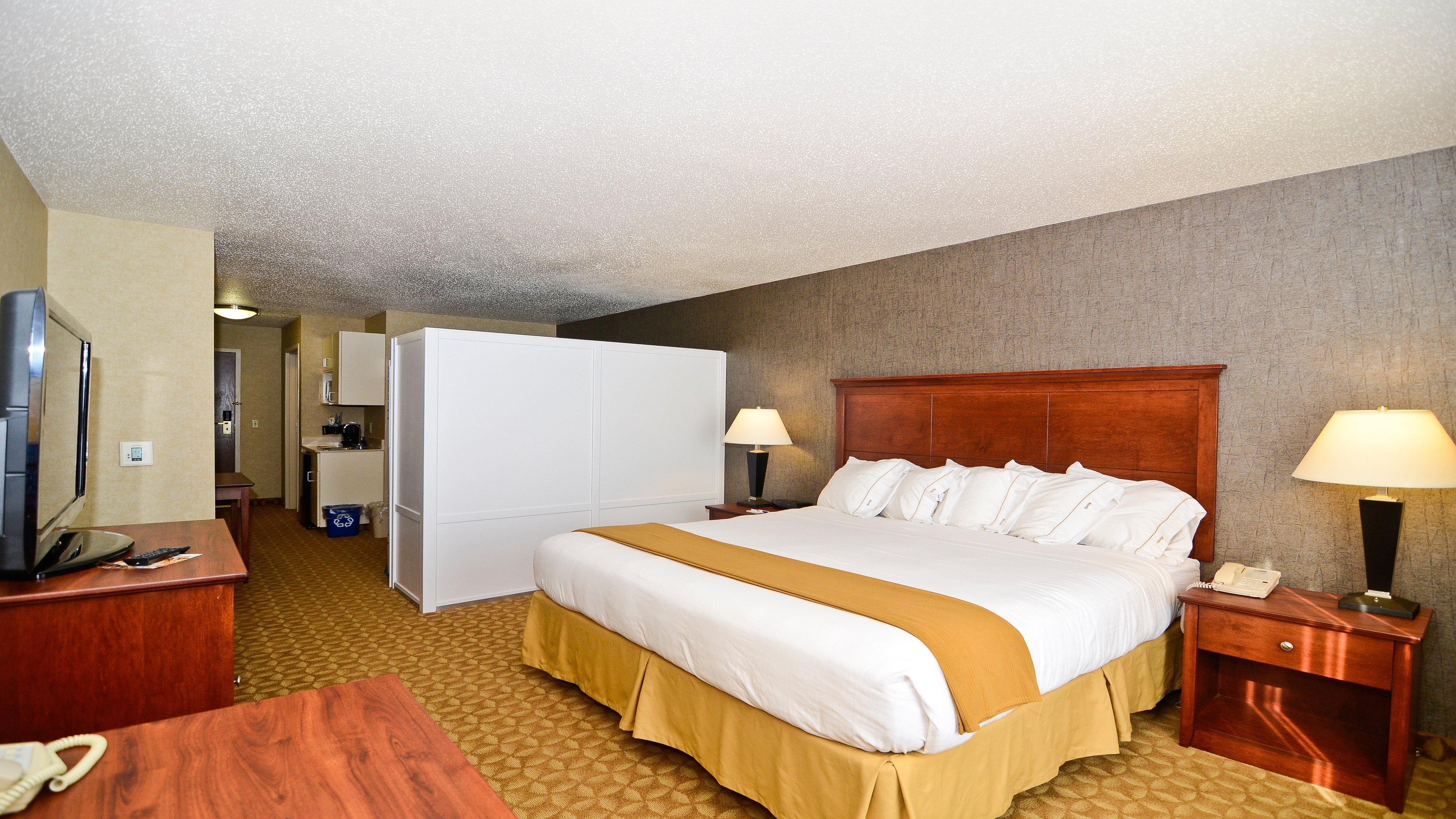 Holiday Inn Express Hotel & Suites Fort Atkinson By Ihg Exterior foto