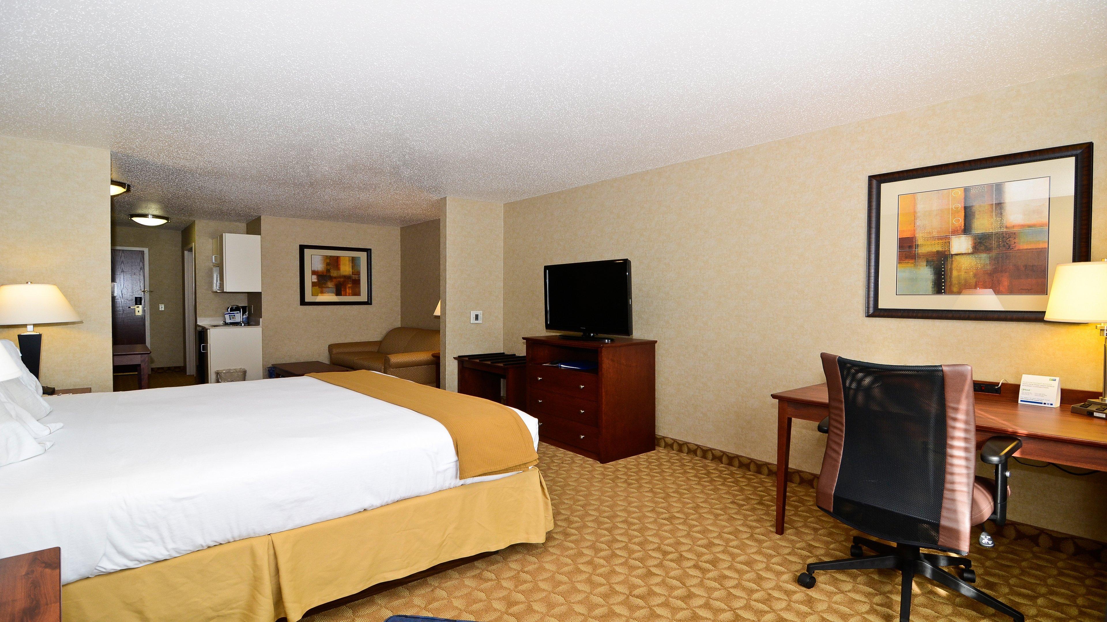 Holiday Inn Express Hotel & Suites Fort Atkinson By Ihg Exterior foto